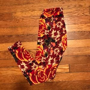 3/$30- Os LuLaRoe Leggings
